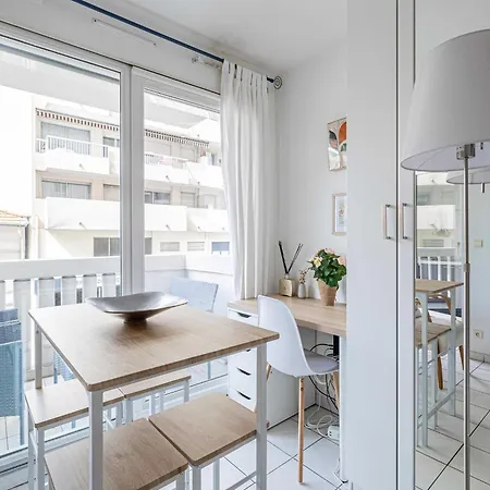 With Balcony & Pool -heart Of