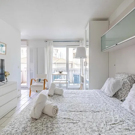 With Balcony & Pool -heart Of Nice